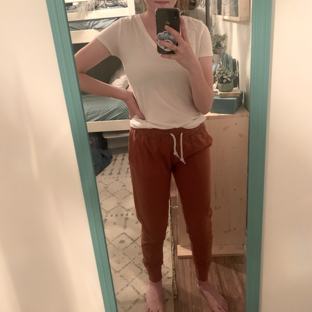 Women's Rust Drawstring Joggers - Picture 3 of 8